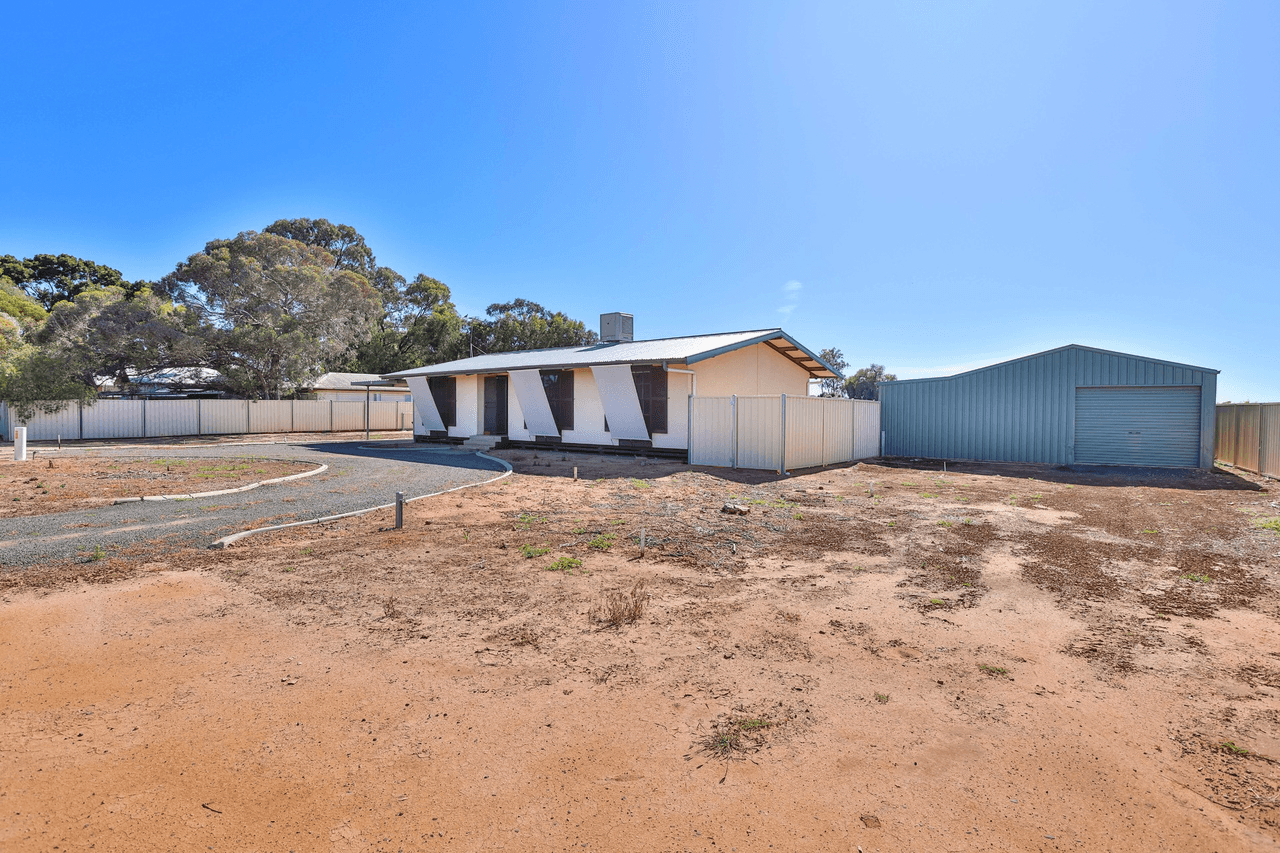 11 Cyprus Avenue, Merbein, VIC 3505