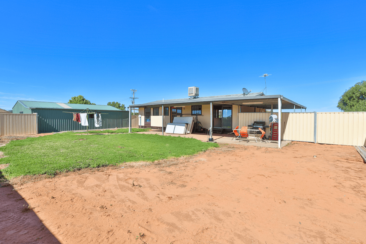 11 Cyprus Avenue, Merbein, VIC 3505