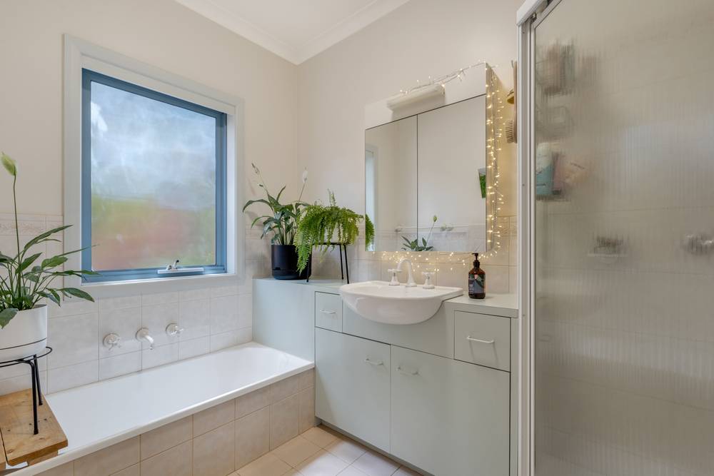 9 Celina Close, WHITTLESEA, VIC 3757