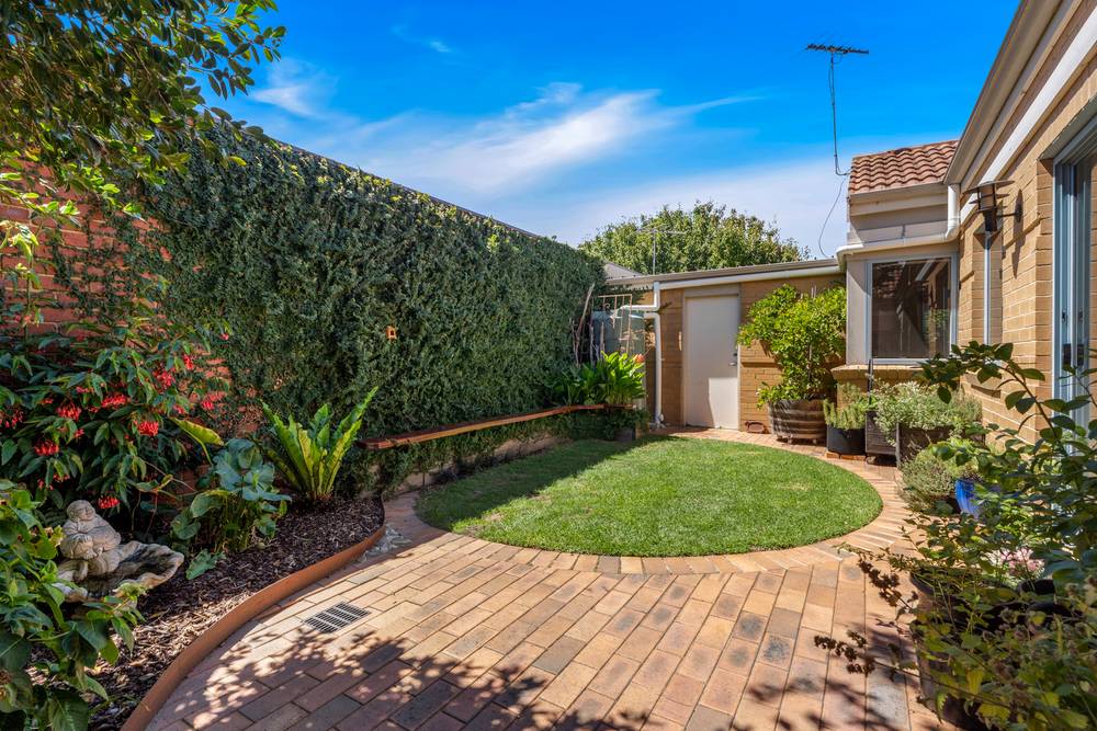 9 Celina Close, WHITTLESEA, VIC 3757