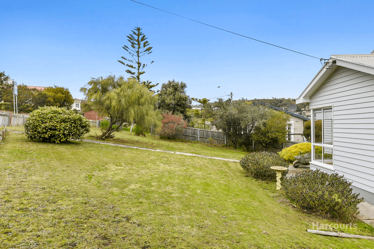 2 Edgeworth Street, WARRANE, TAS 7018