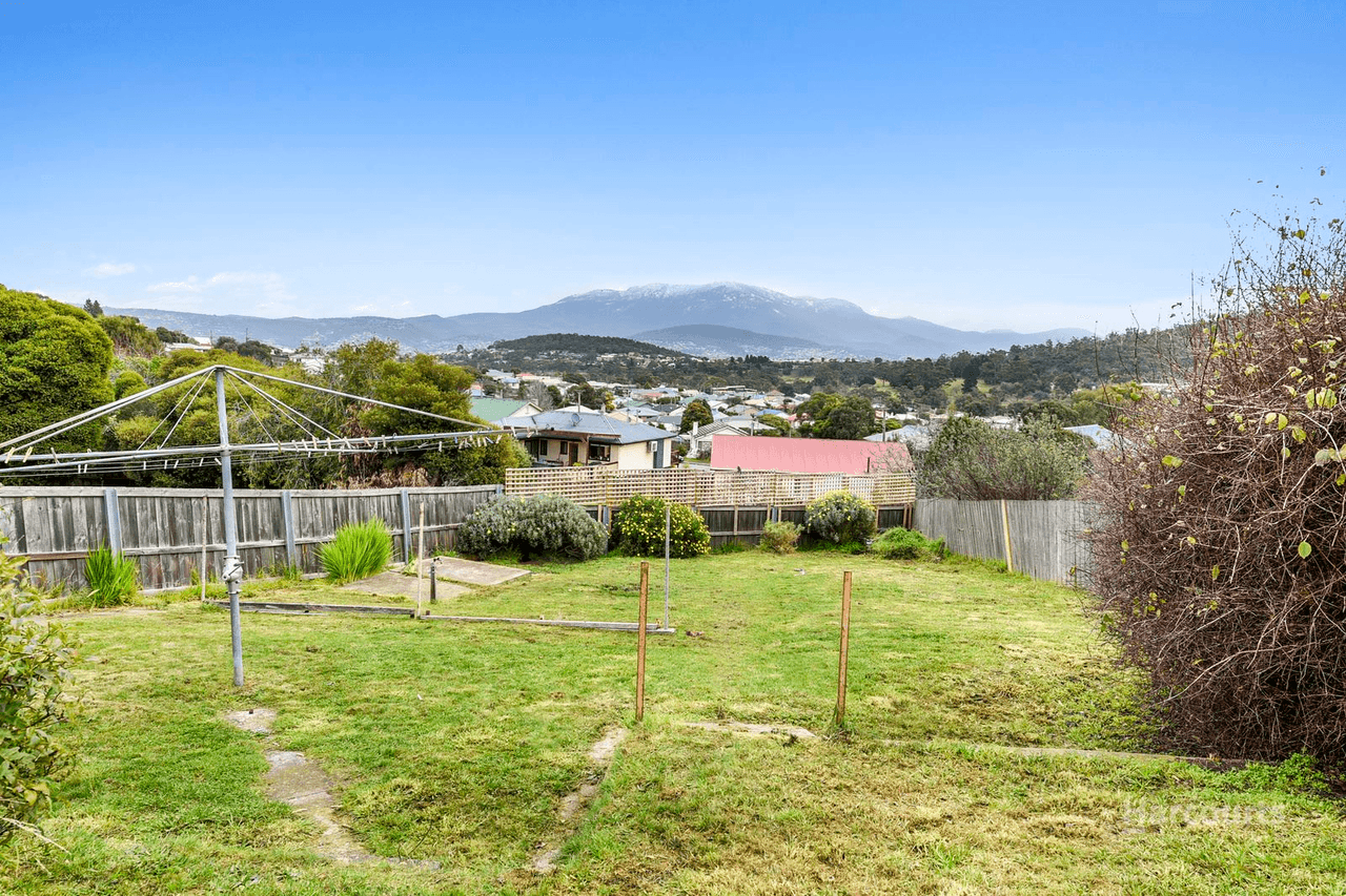 2 Edgeworth Street, WARRANE, TAS 7018