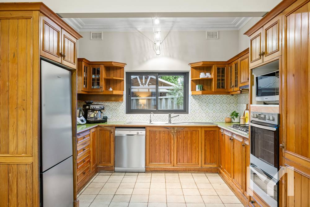 49 Money Road, MELVILLE, WA 6156