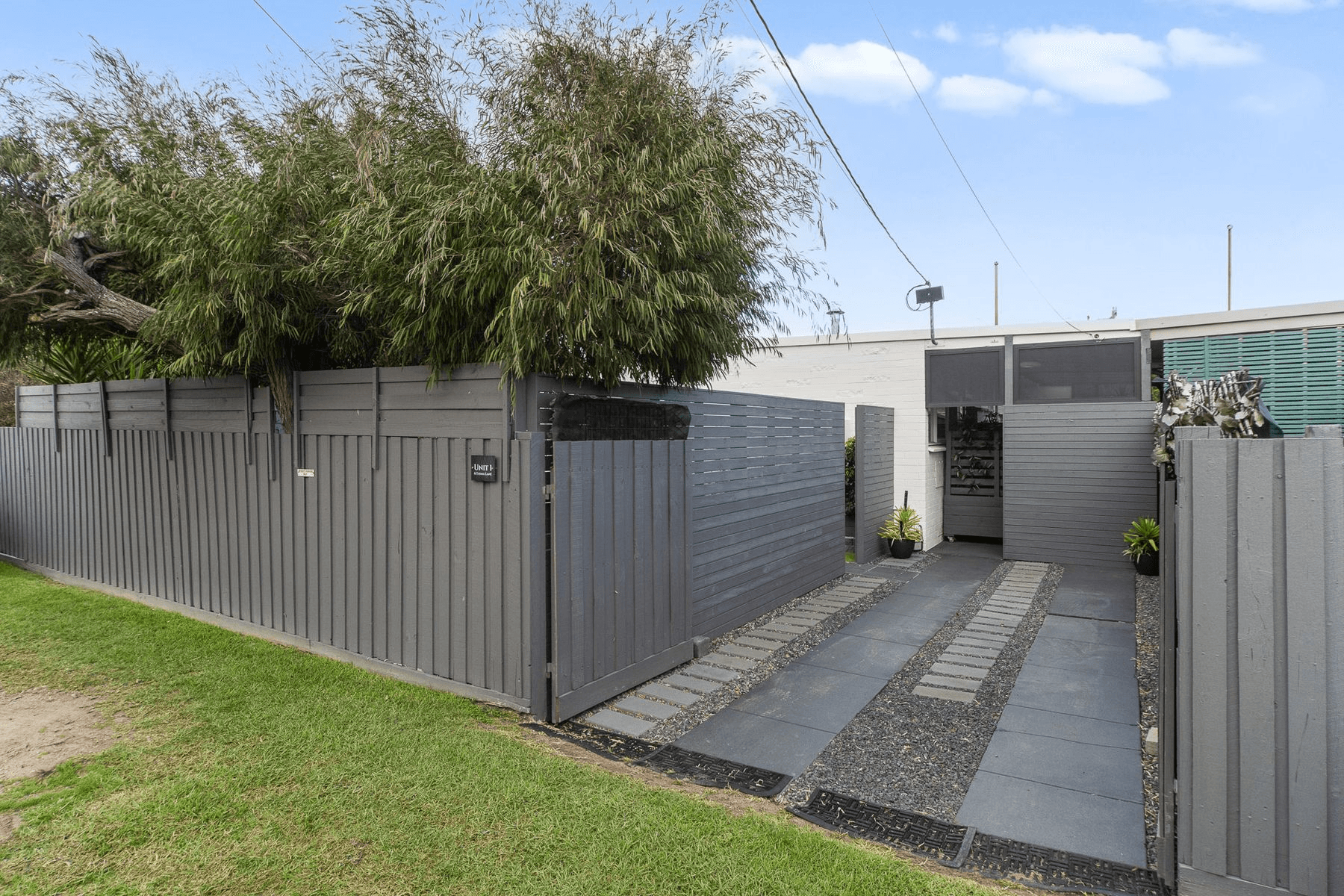 1/6 Tasma Lane, Mornington, VIC 3931