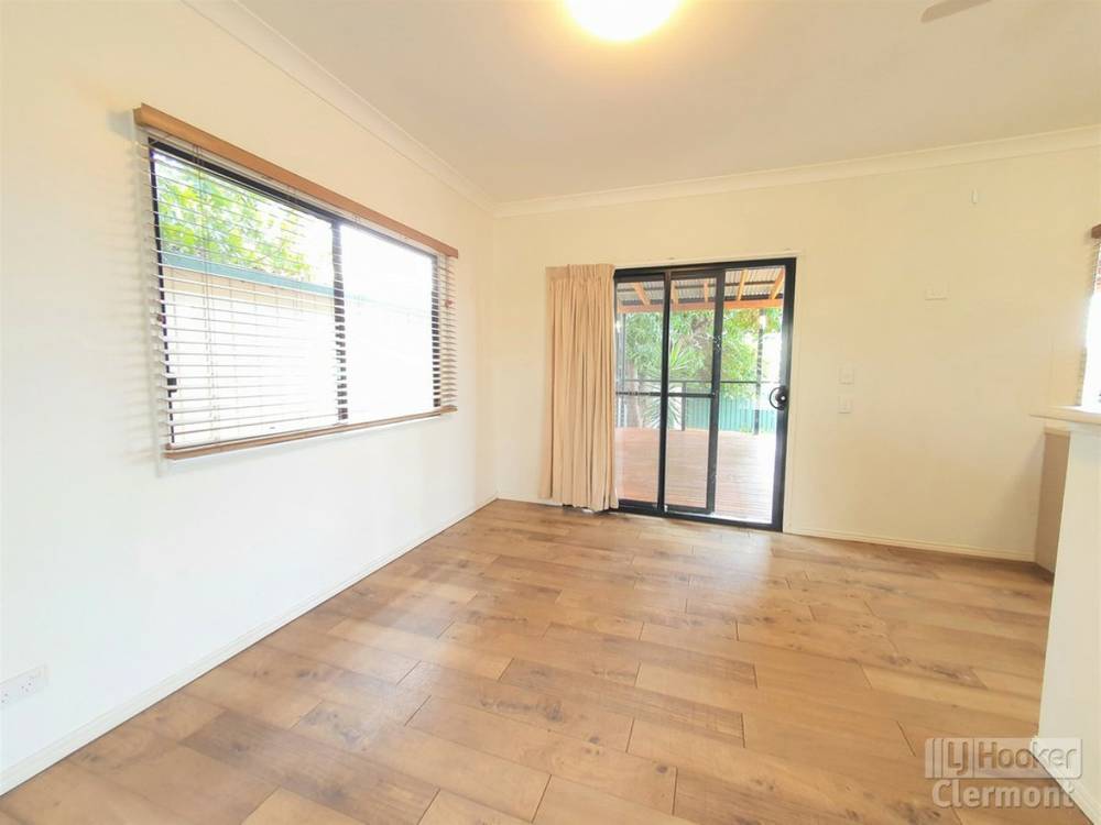 4 East Lane, CLERMONT, QLD 4721