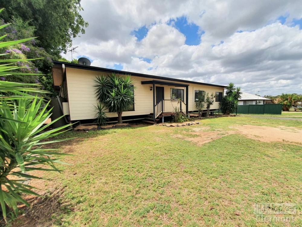 4 East Lane, CLERMONT, QLD 4721