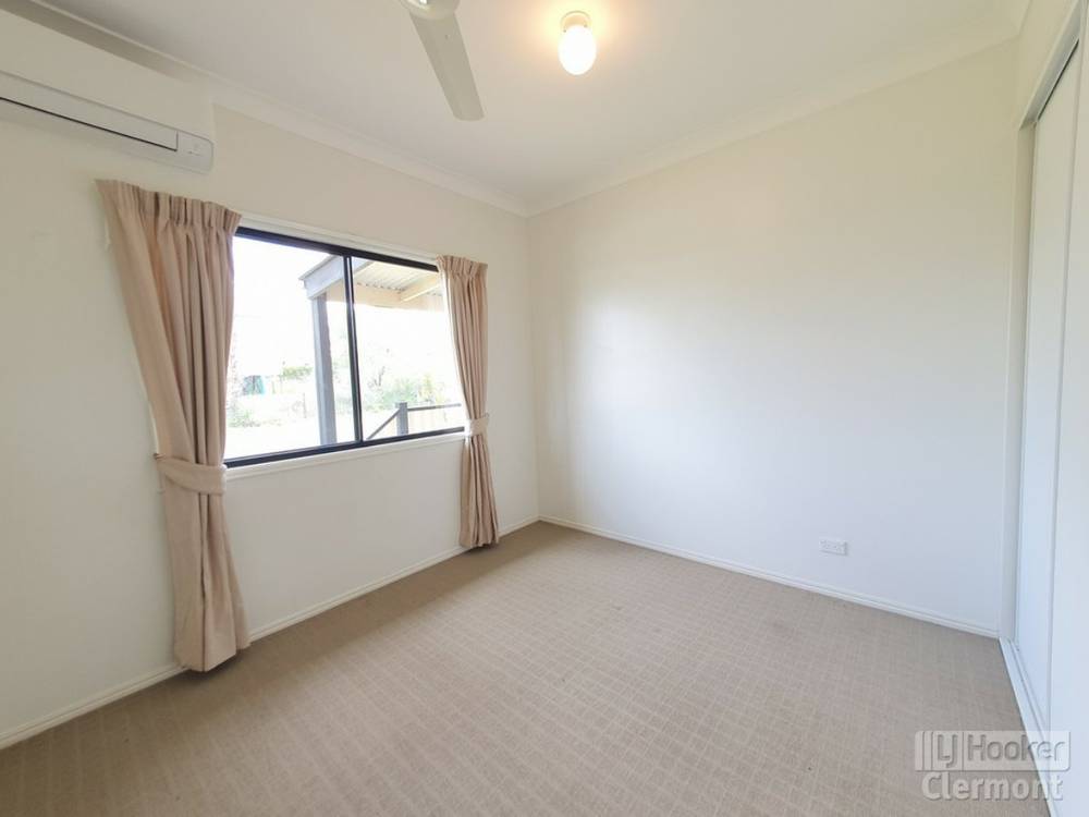 4 East Lane, CLERMONT, QLD 4721