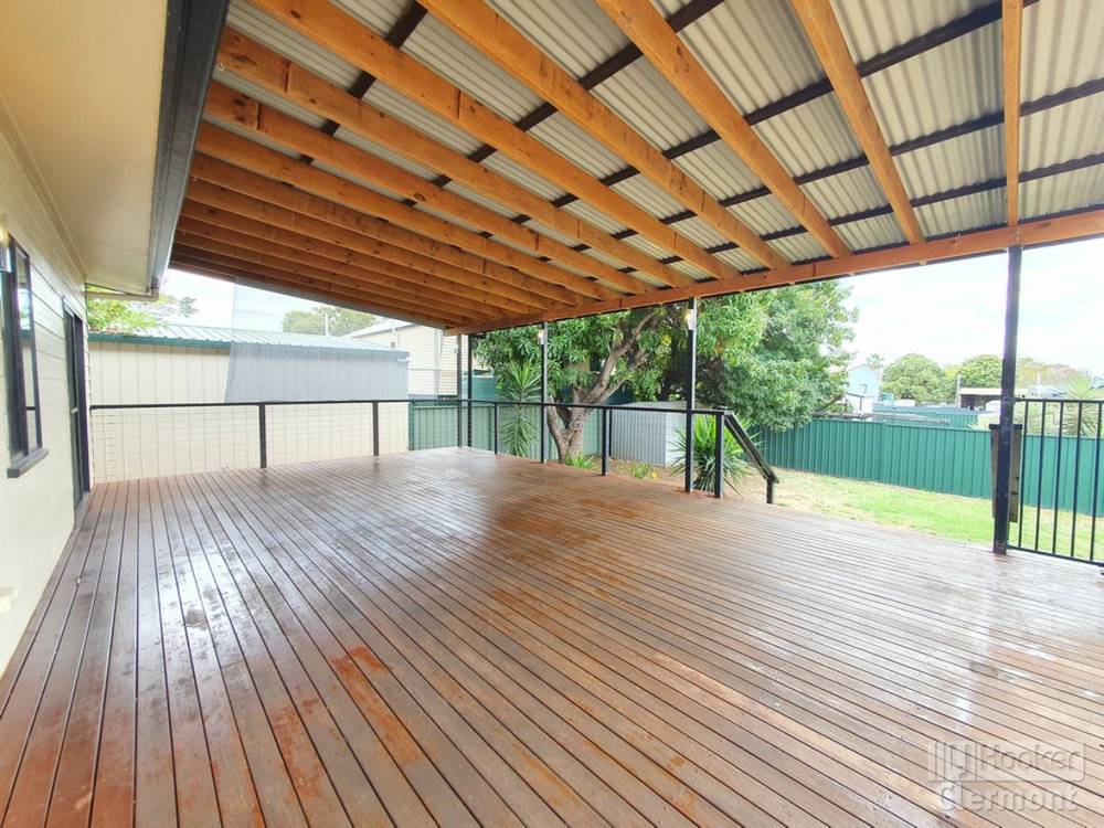 4 East Lane, CLERMONT, QLD 4721