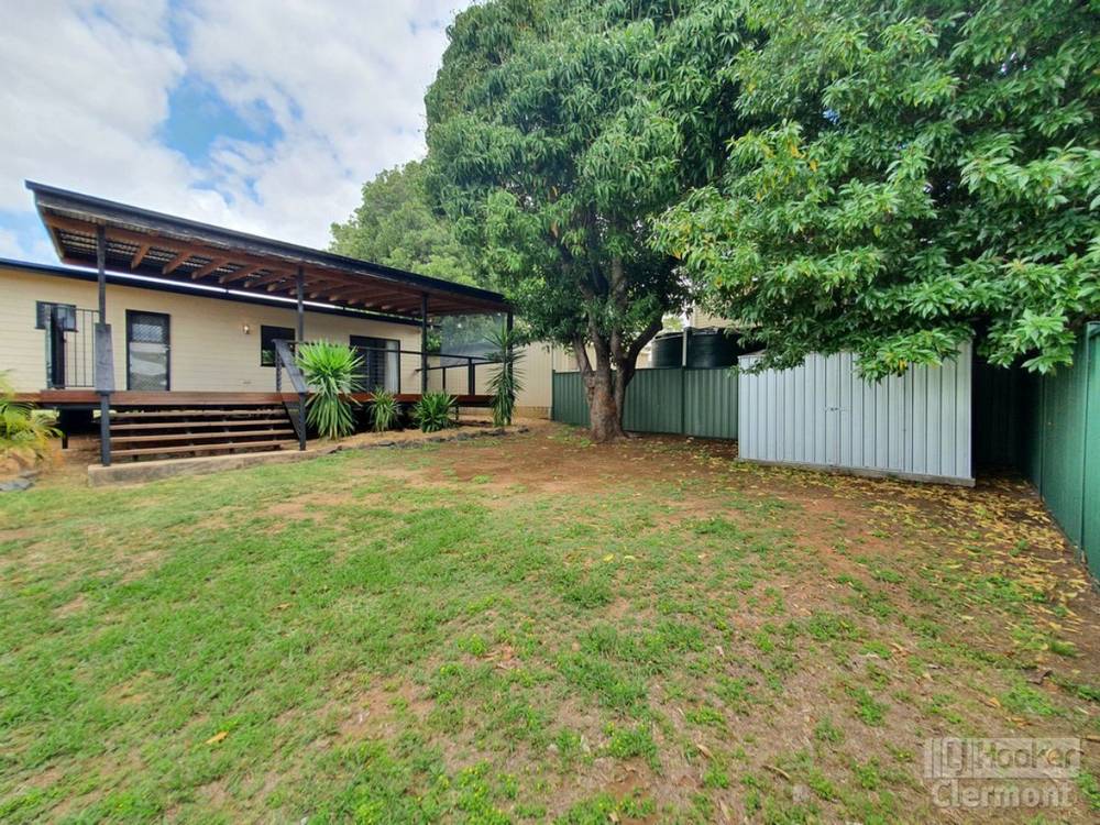 4 East Lane, CLERMONT, QLD 4721