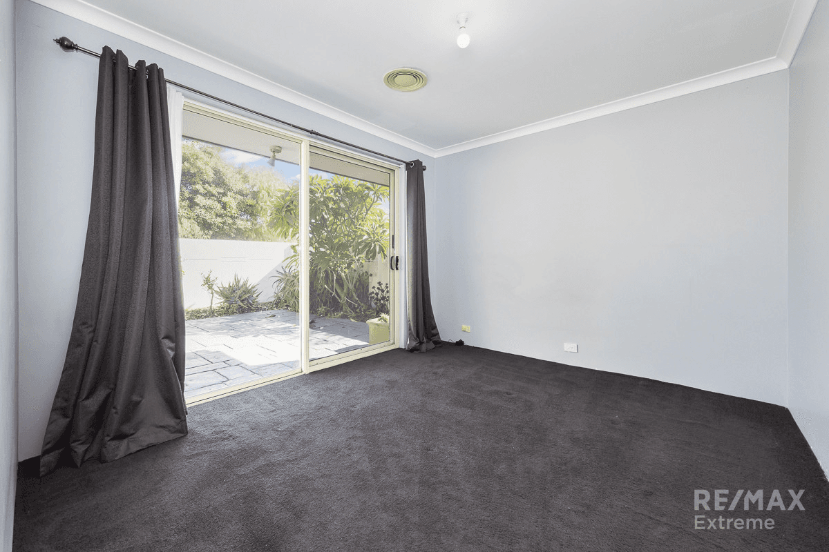 7 Cox Crescent, Quinns Rocks, WA 6030