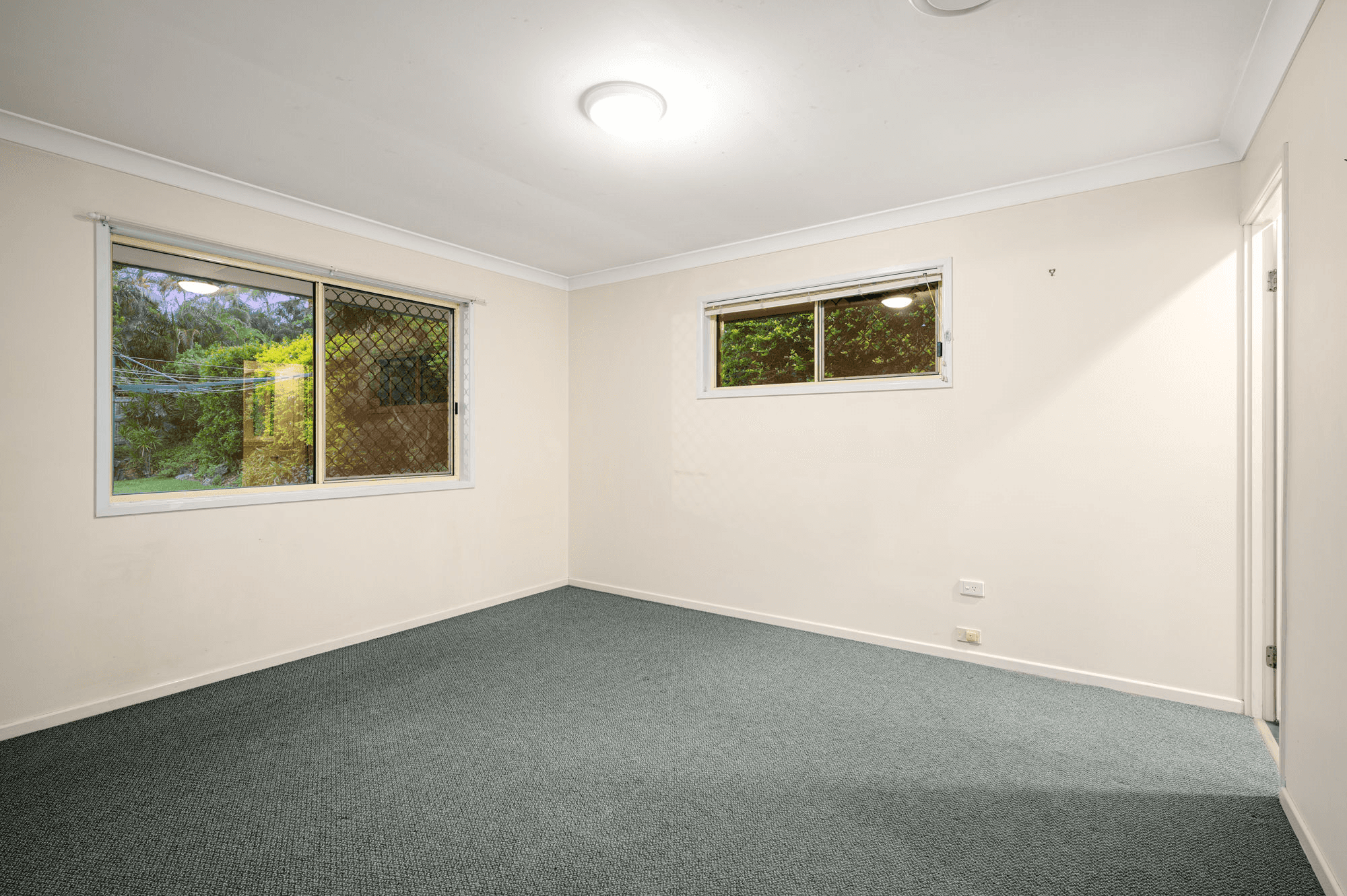 24 Olivia Drive, CARINA HEIGHTS, QLD 4152