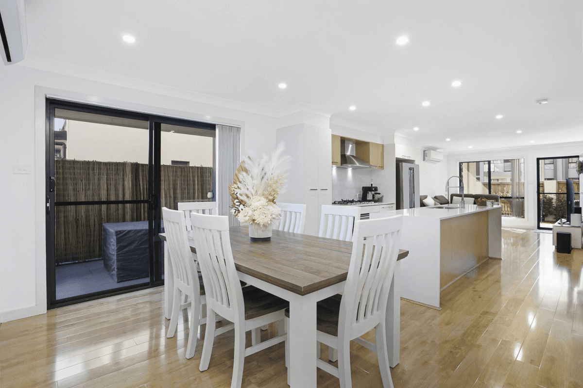 1/1 Rosemount Drive, CATHERINE FIELD, NSW 2557