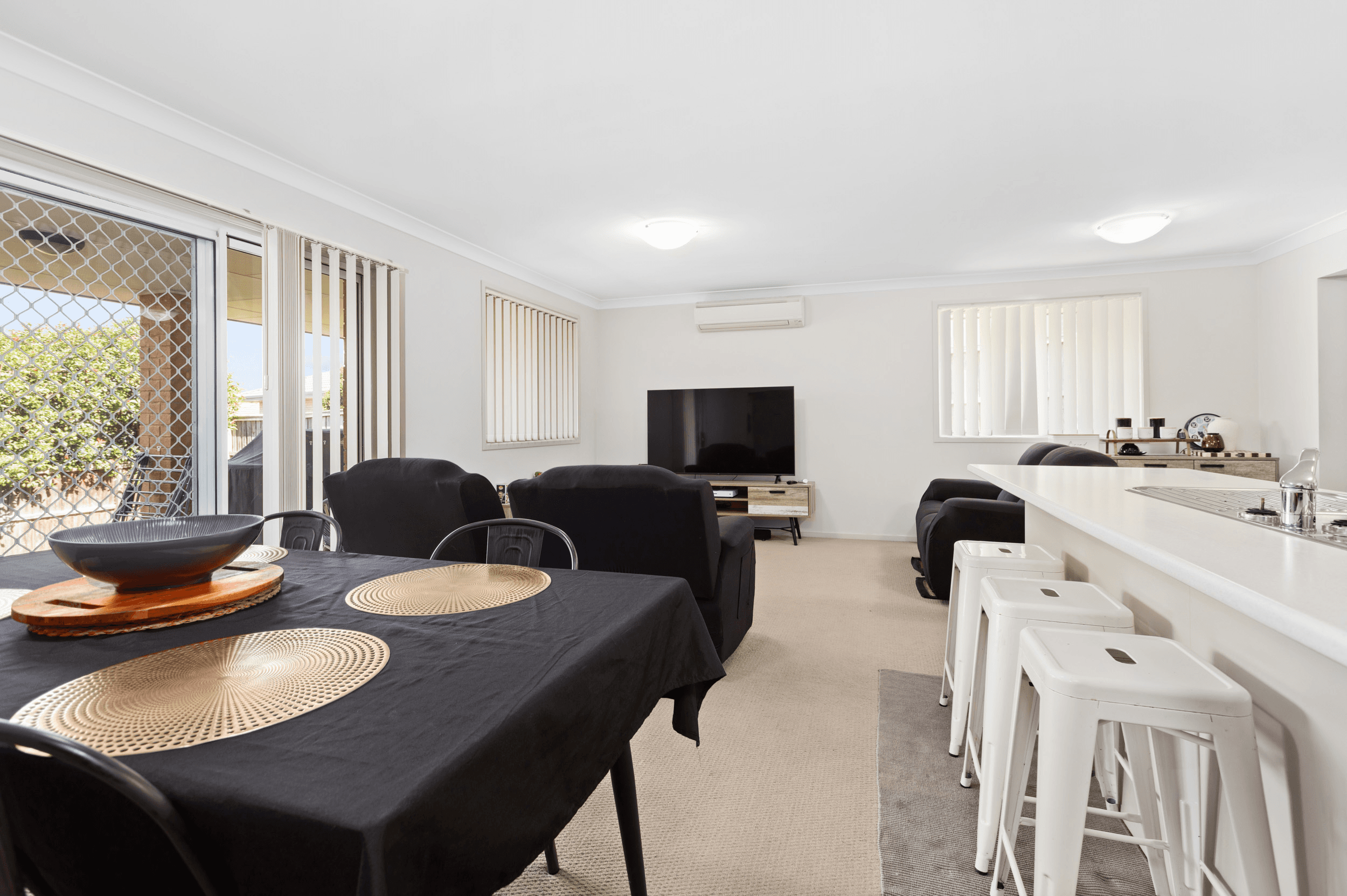 3 Kawana Way, ABERGLASSLYN, NSW 2320