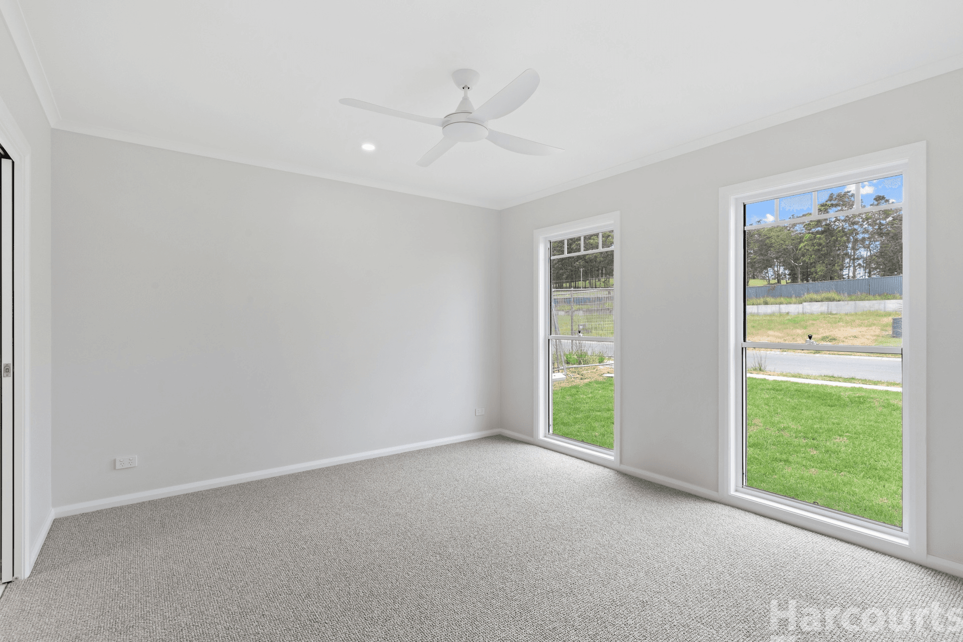 27 Strathallan Terrace, Thrumster, NSW 2444