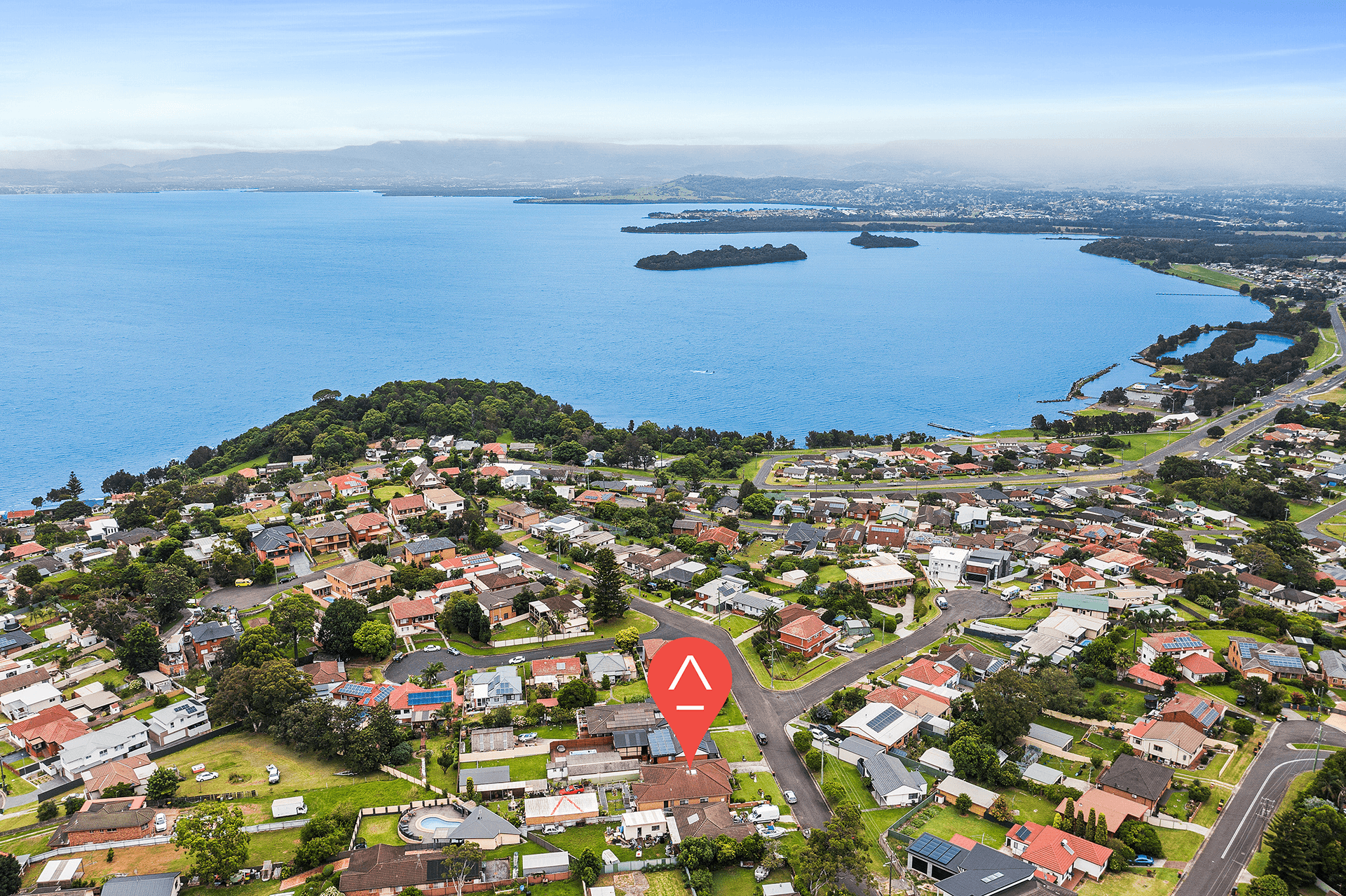 4 Kingsley Drive, Lake Heights, NSW 2502