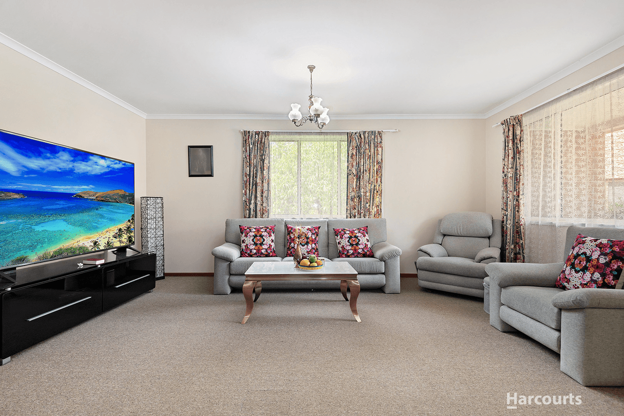 9 Cameron Close, DONVALE, VIC 3111