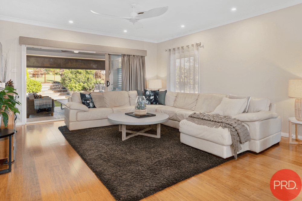 8 Lochill Close, LOCHINVAR, NSW 2321