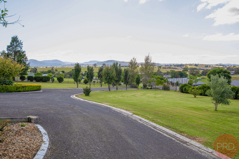 8 Lochill Close, LOCHINVAR, NSW 2321