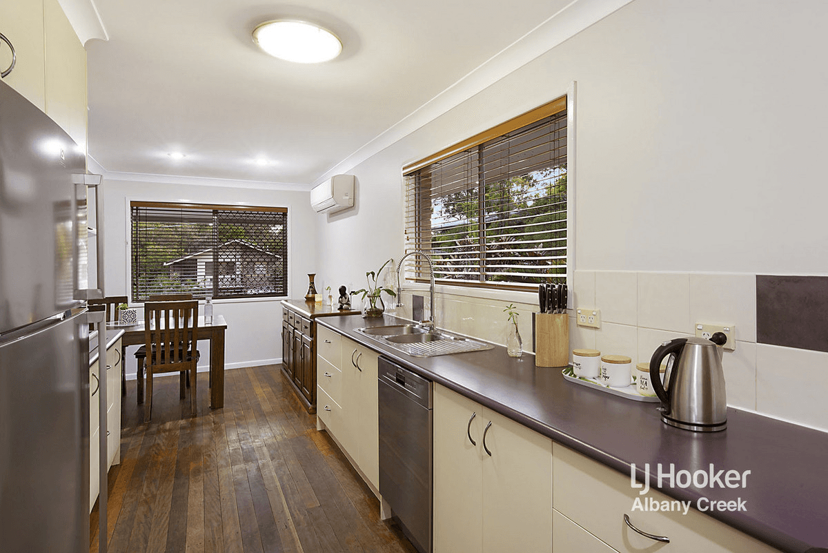 10 Jane Street, Arana Hills, QLD 4054