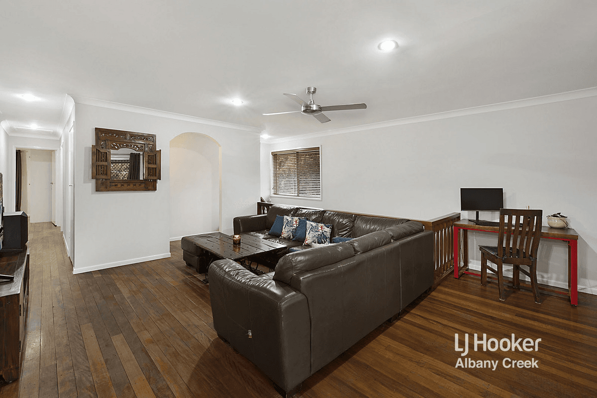 10 Jane Street, Arana Hills, QLD 4054