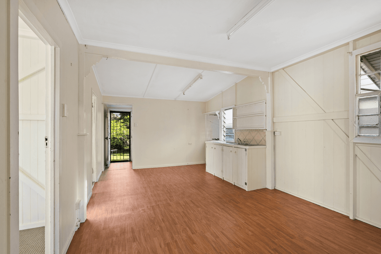 26 Towner Street, SANDGATE, QLD 4017