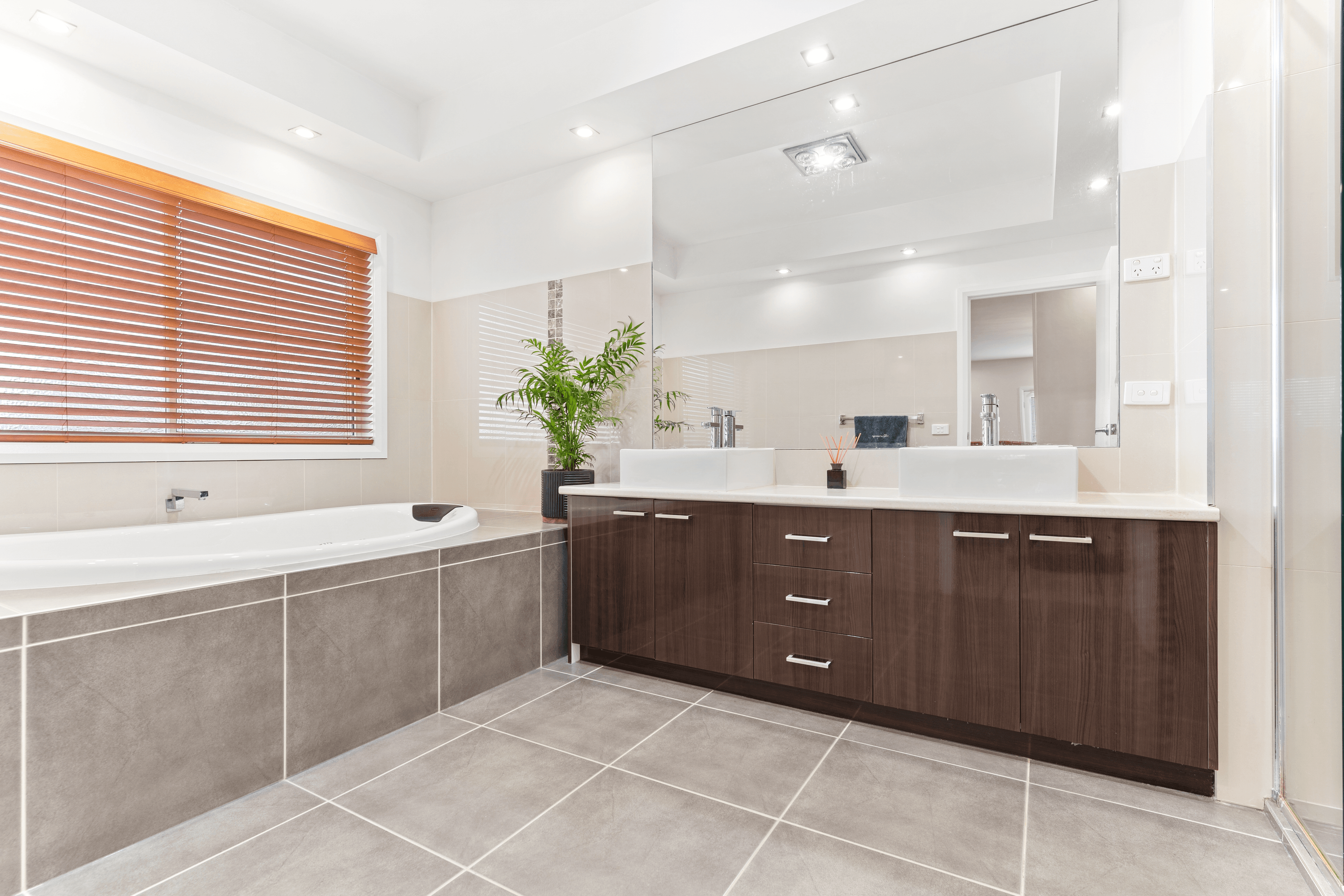 60 Ken Jordan Road, Cairnlea, VIC 3023