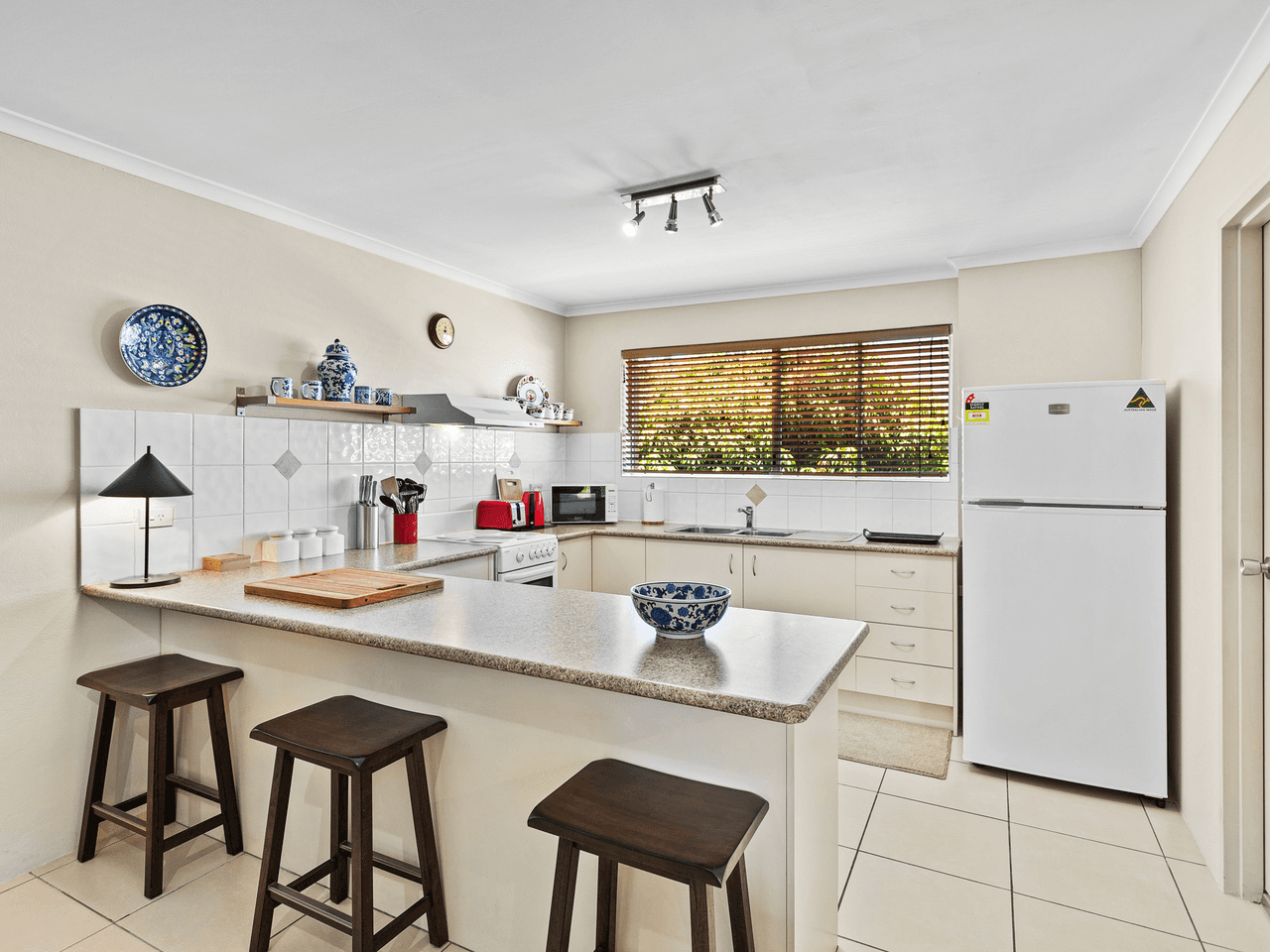 Unit 4/16 Bibimulya St, Bellara, QLD 4507