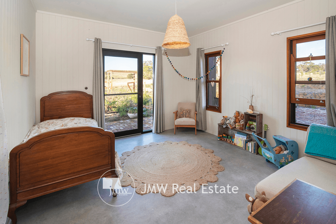 36 Hazelbrook Rise, YALLINGUP, WA 6282