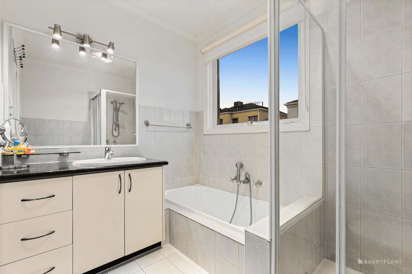 1/30 Baird Street South, DONCASTER, VIC 3108