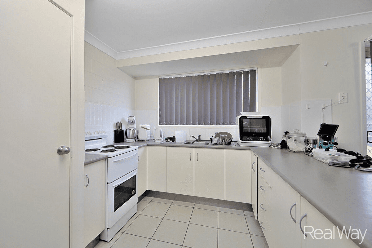 28 Olsen Street, Bundaberg East, QLD 4670