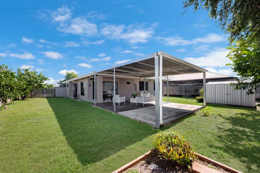 10 Pamela Court, RASMUSSEN, QLD 4815