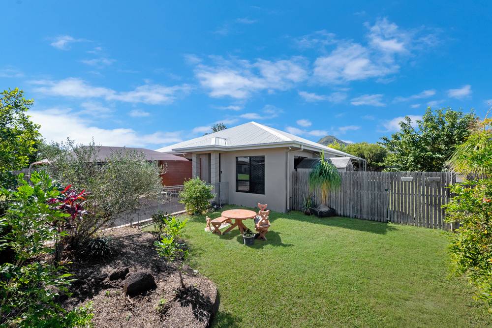 10 Pamela Court, RASMUSSEN, QLD 4815