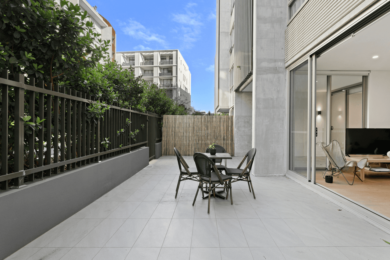 2208/2 Mentmore Avenue, ROSEBERY, NSW 2018