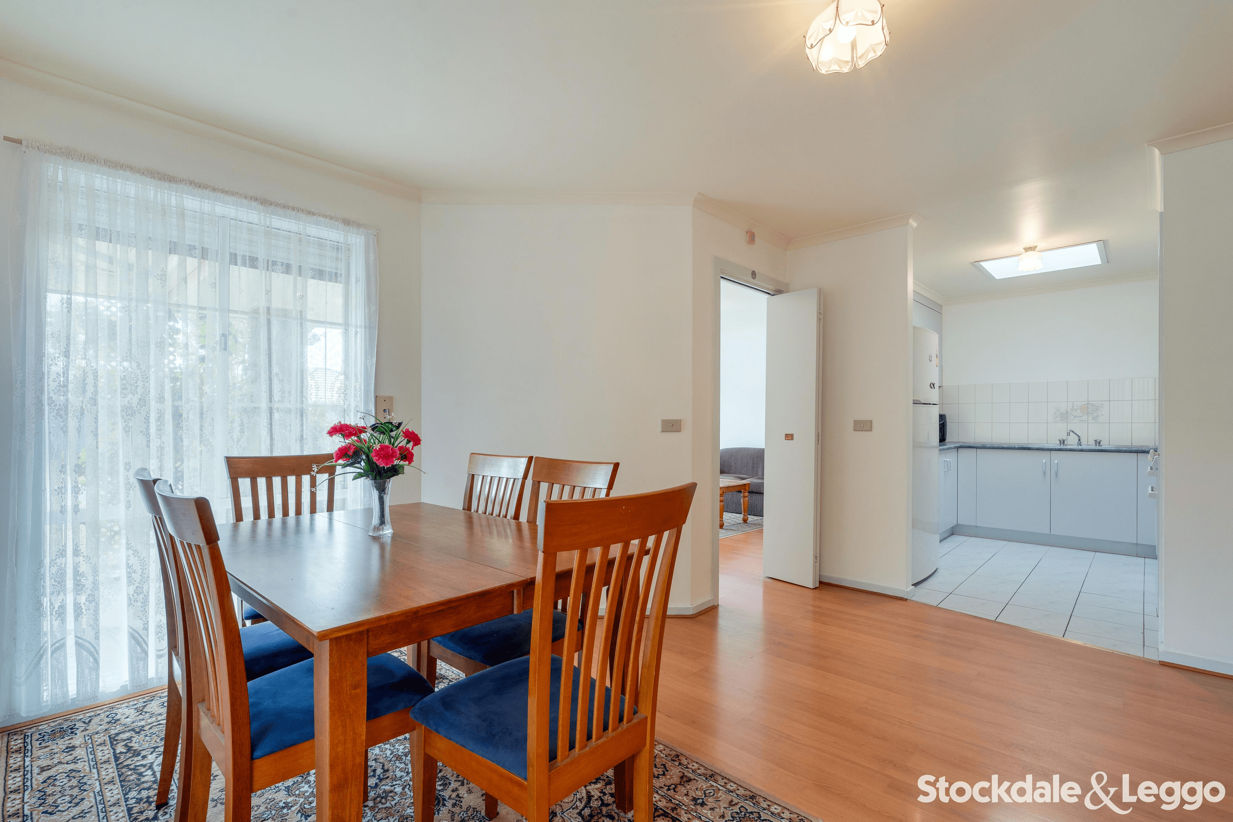 10 Parkinson Way, ROXBURGH PARK, VIC 3064