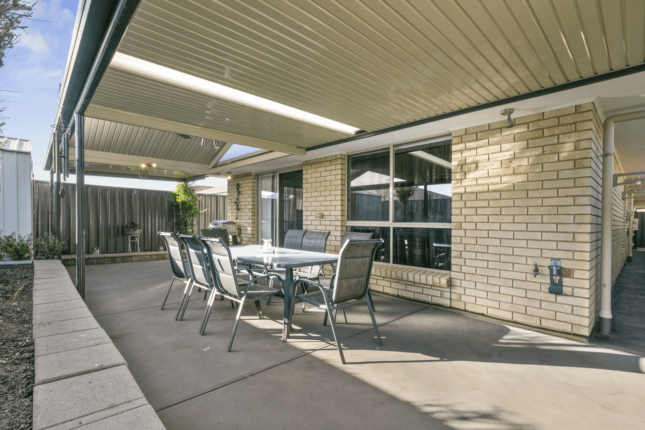 38 Riesling Crescent, ANDREWS FARM, SA 5114