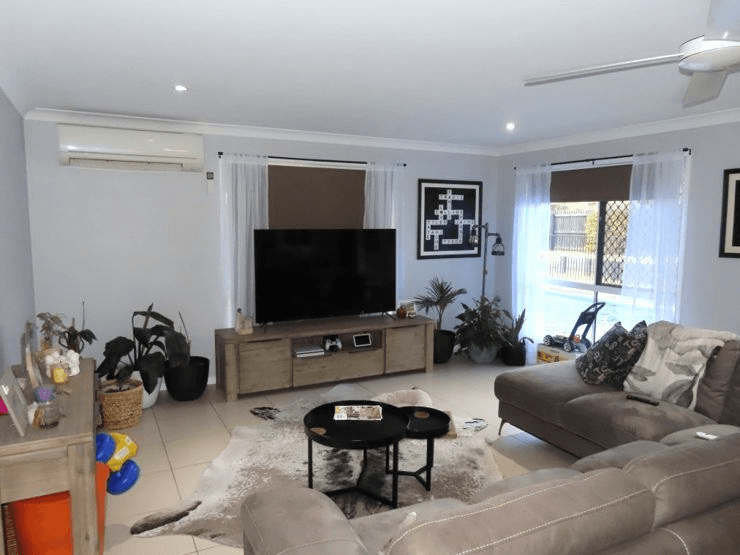 13 Lavena Court, STANTHORPE, QLD 4380