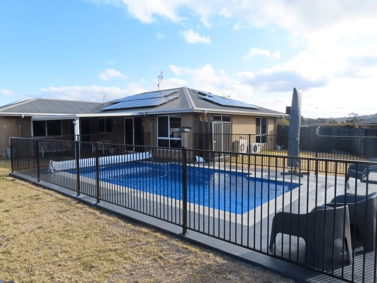 13 Lavena Court, STANTHORPE, QLD 4380