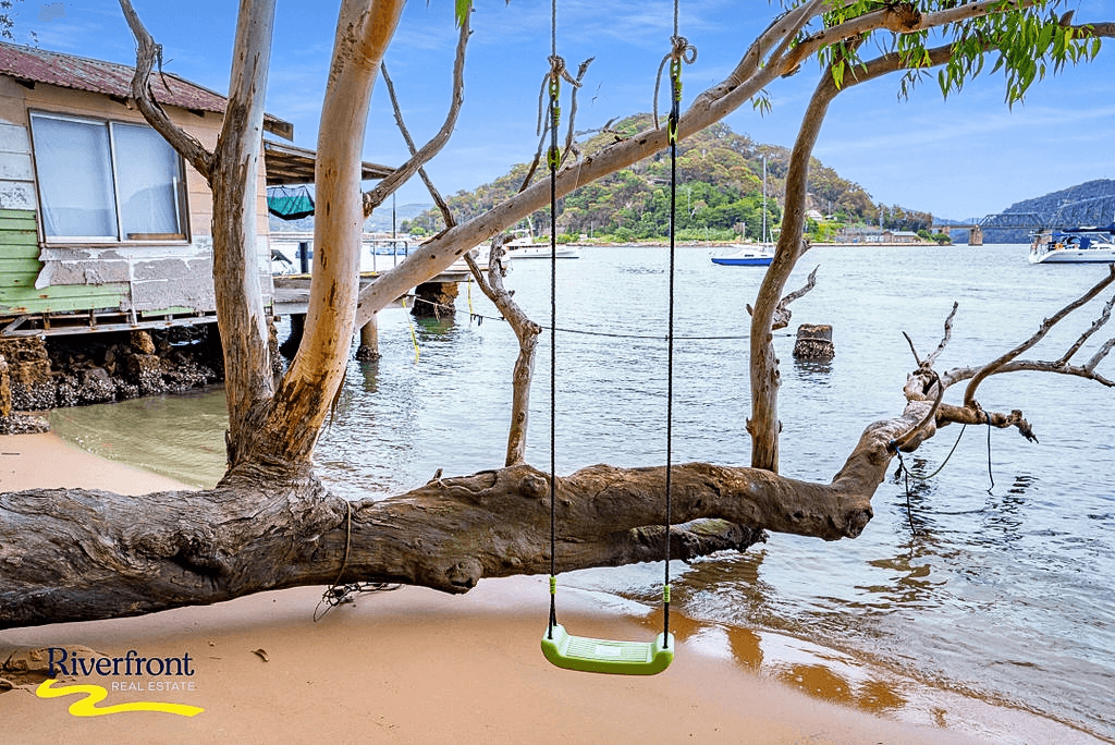64 Riverview Avenue, Dangar Island, NSW 2083