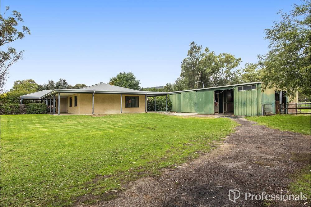 123 Wungong Road, WUNGONG, WA 6112