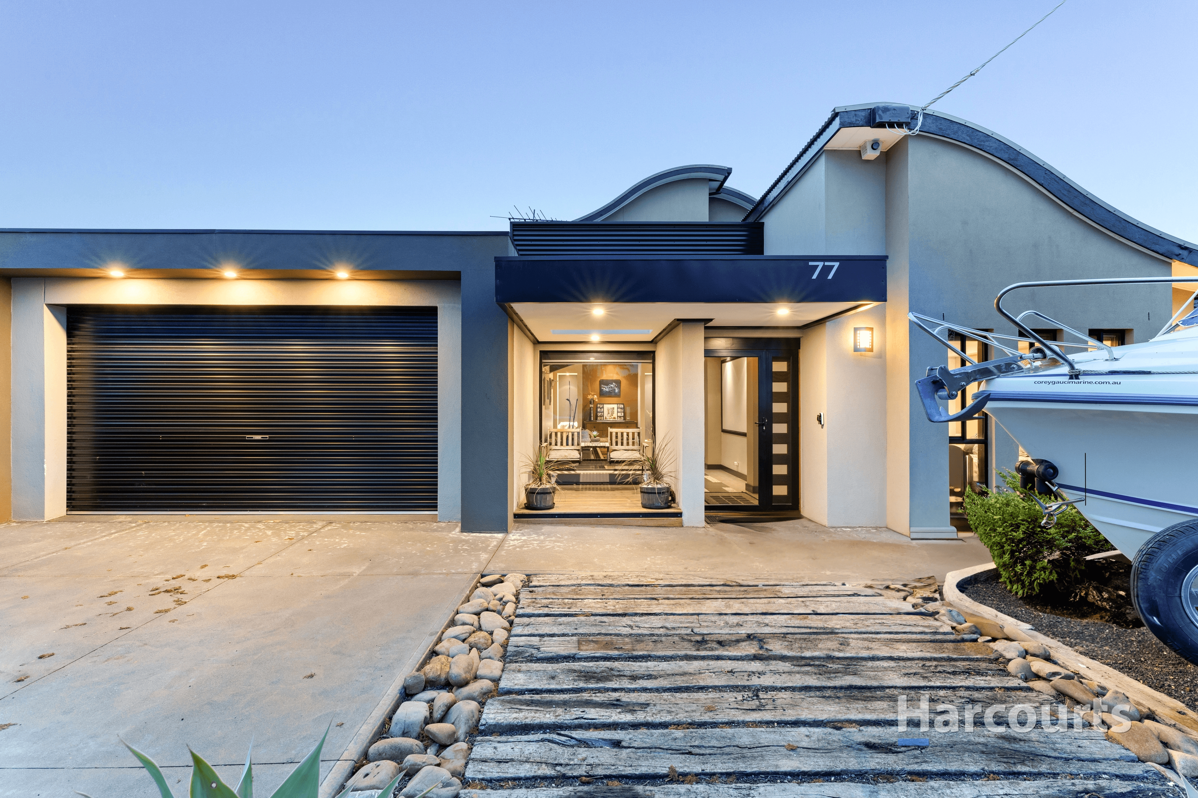 77 Concord Circuit, Albanvale, VIC 3021