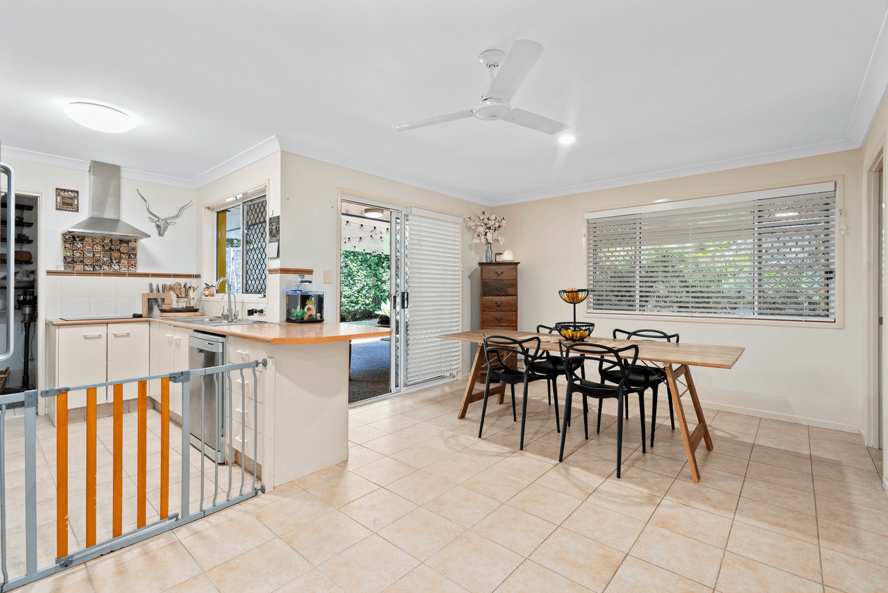 13 Queen Charlotte Court, MUDGEERABA, QLD 4213