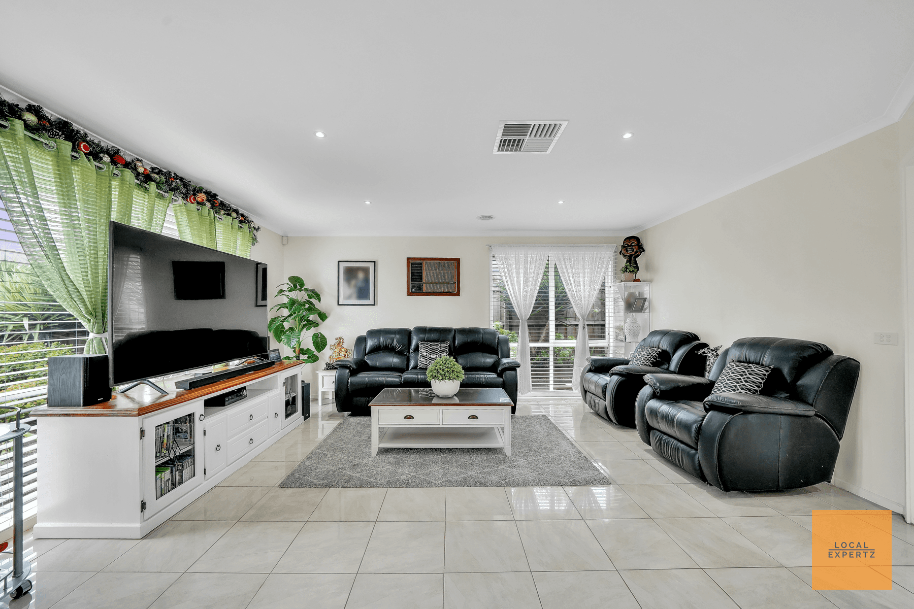 32 Mowbray Crescent, Kurunjang, VIC 3337