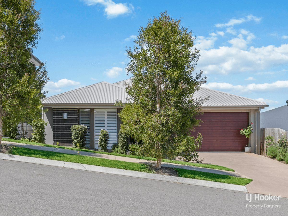 34 Camden Crescent, SPRING MOUNTAIN, QLD 4300