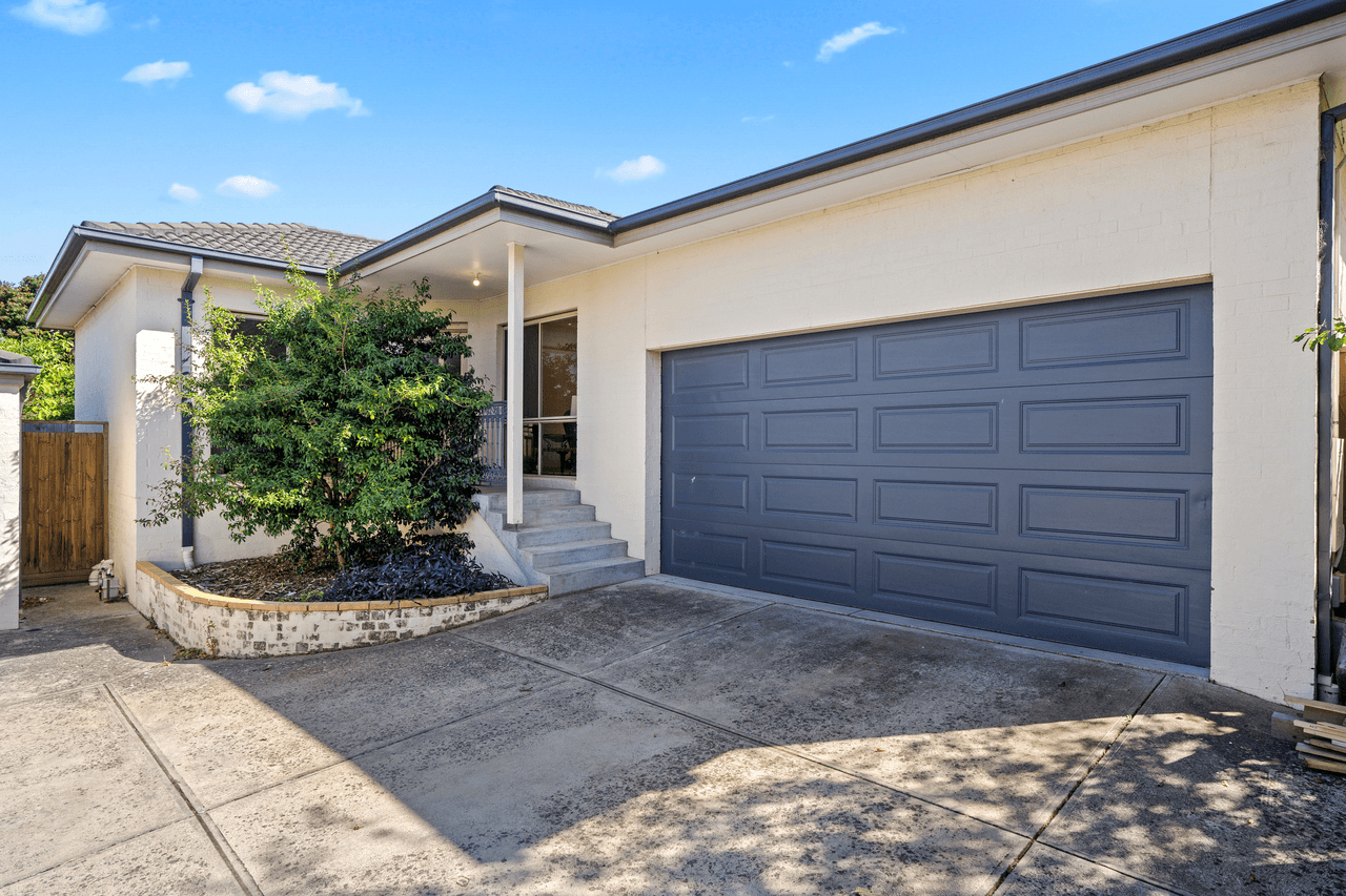 2/19 Yarran Grove, BAYSWATER, VIC 3153