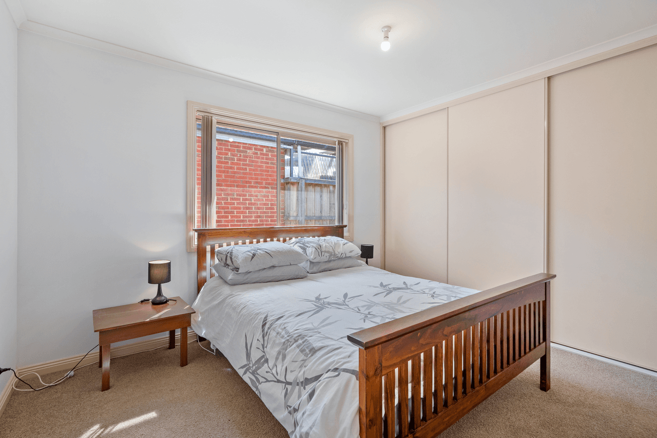 2/19 Yarran Grove, BAYSWATER, VIC 3153