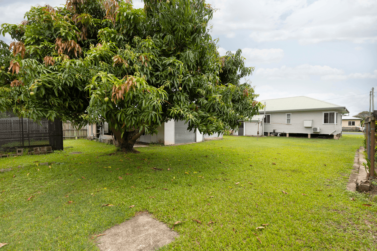 18 Chataway Street, WEST MACKAY, QLD 4740