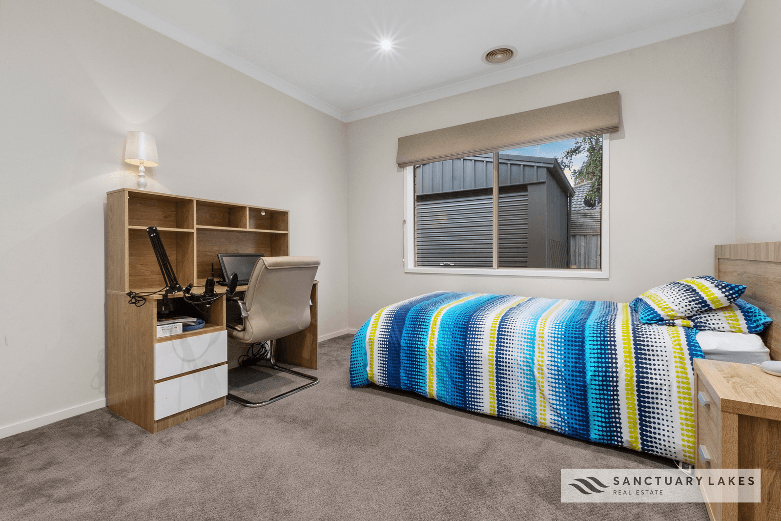 5 Ellis Close, SANCTUARY LAKES, VIC 3030