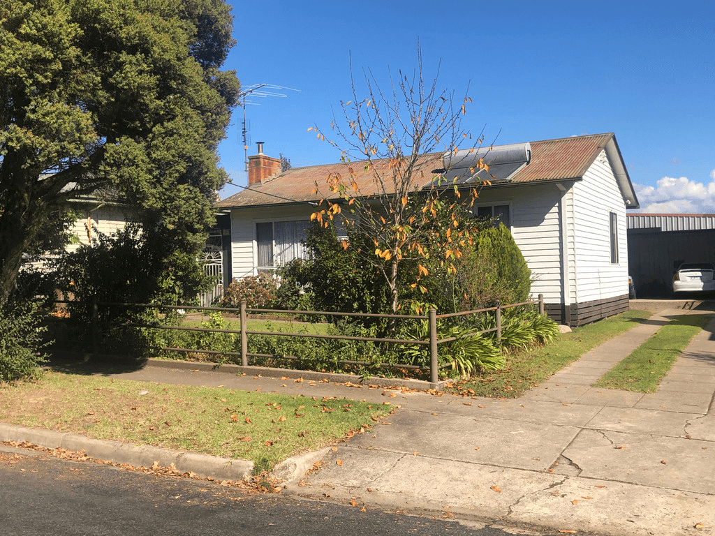 5 Swinburne Street, MYRTLEFORD, VIC 3737