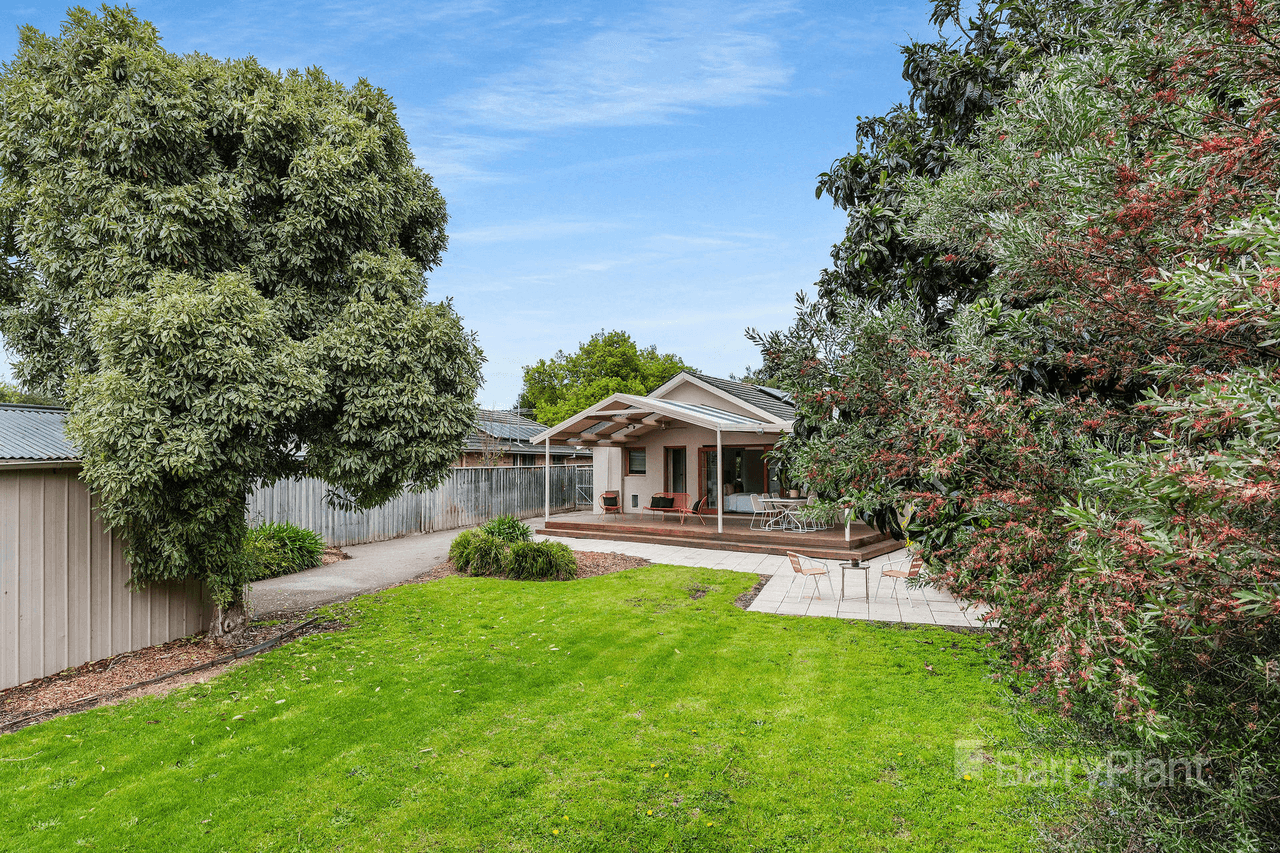 13 Hamilton Grove, Frankston South, VIC 3199