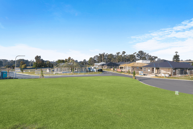 22 Grey Box Circuit, Tahmoor, NSW 2573